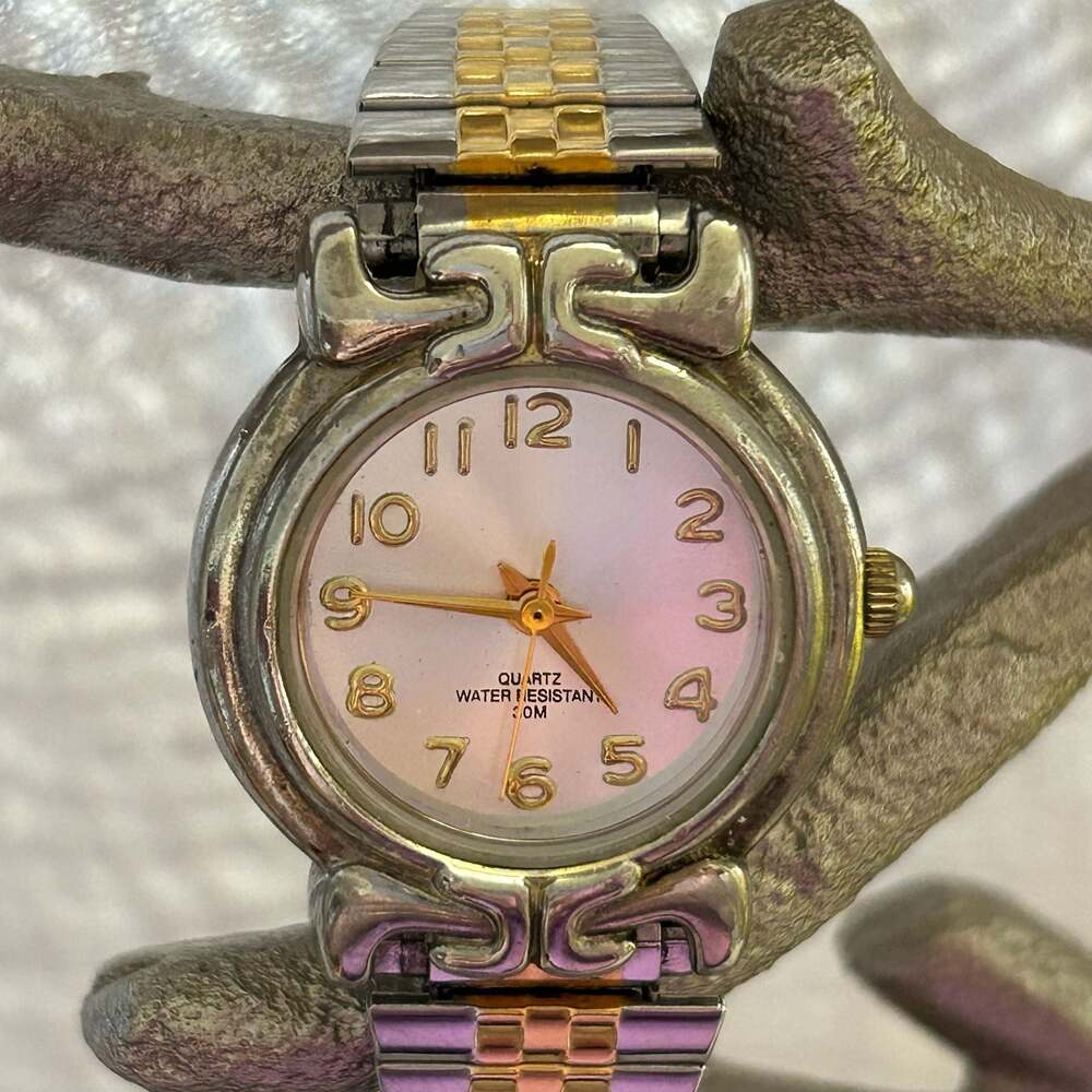 Vintage Two-Tone Quartz Water Resistant 30M